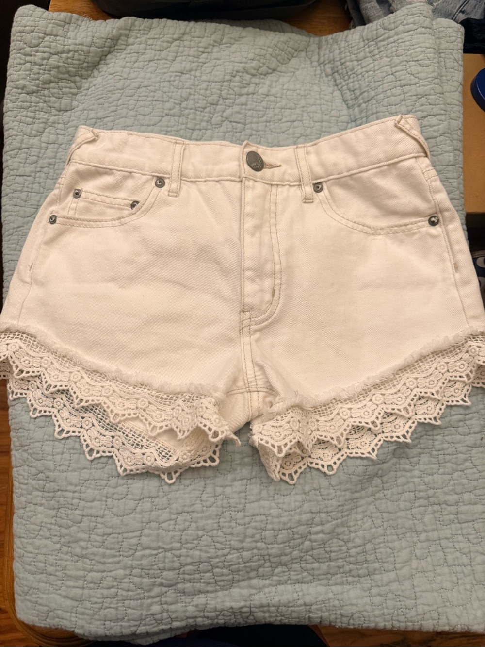 Altar'd State White Lace-Trim Denim Shorts 25